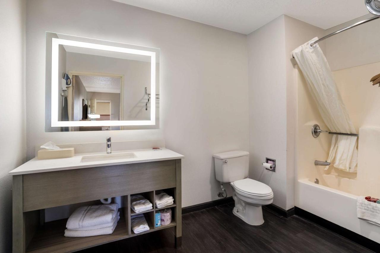 Surestay By Western Hotel 3*